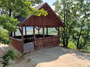 Peștera Grădina Zmeilor