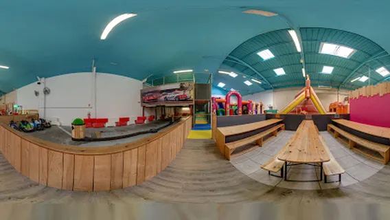 Le Complexe 66 : La Cabane du Yéti, l'AcccroPirates, Laser & Roller Addict