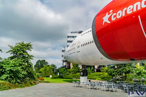 Compare 5 airports near Haarlemmermeer