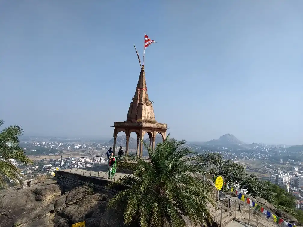 Hotels near Tagore Hill