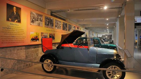 Gedee Car Museum
