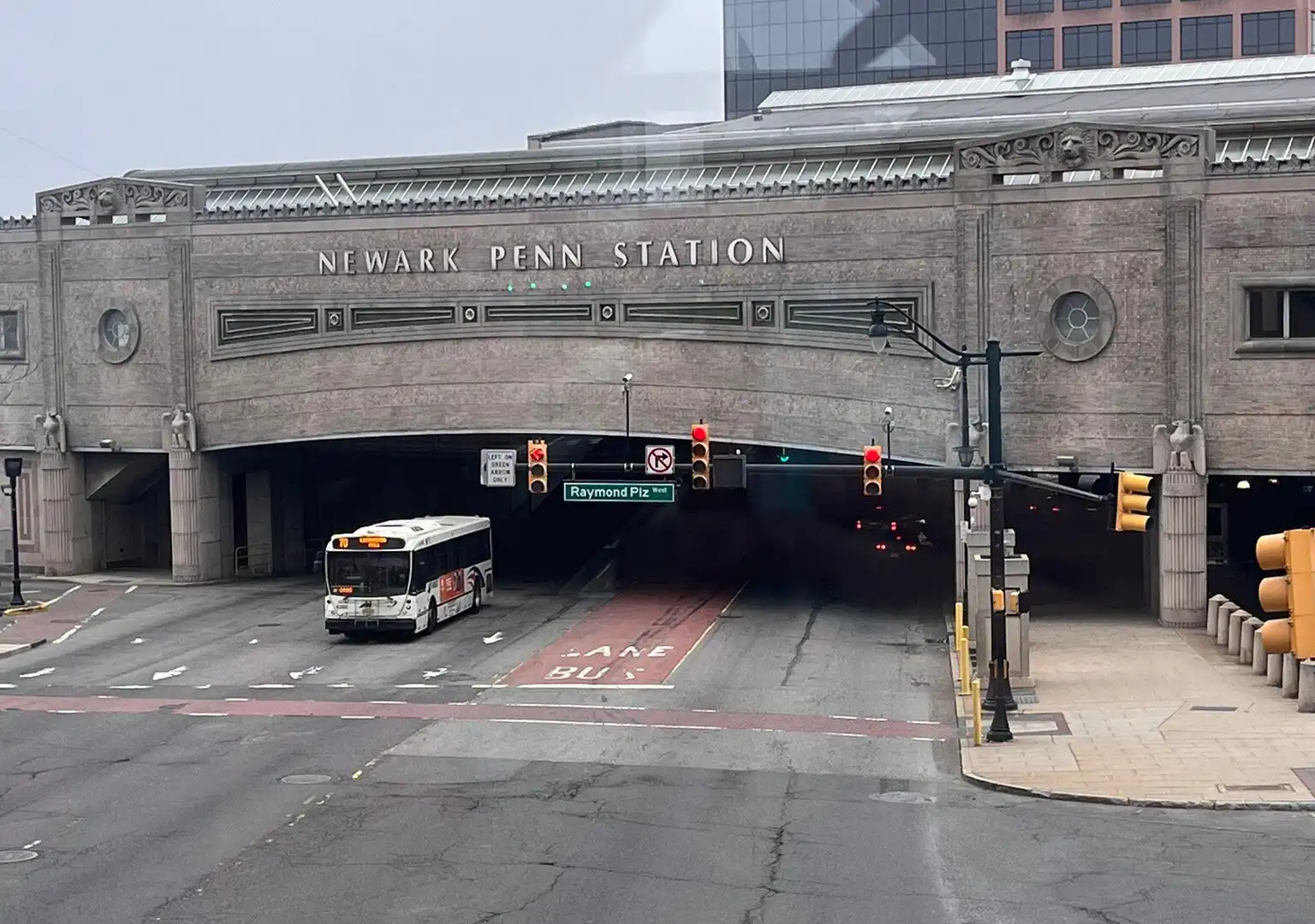 ペンシルベニア駅(ニューアーク)周辺のホテル