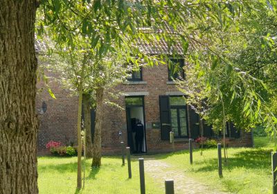 Van Gogh House