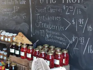 Stovers Farm Market & U Pic