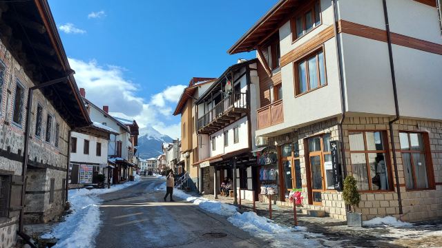 "Pirin" Str.