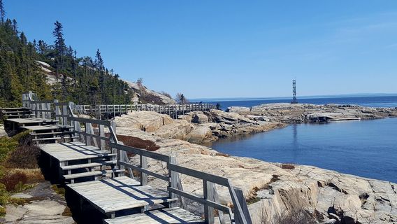 Sentier de la Pointe-de-l'Islet Trail