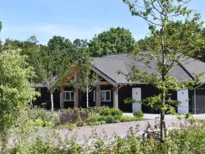 Hoenderdaell Zoo