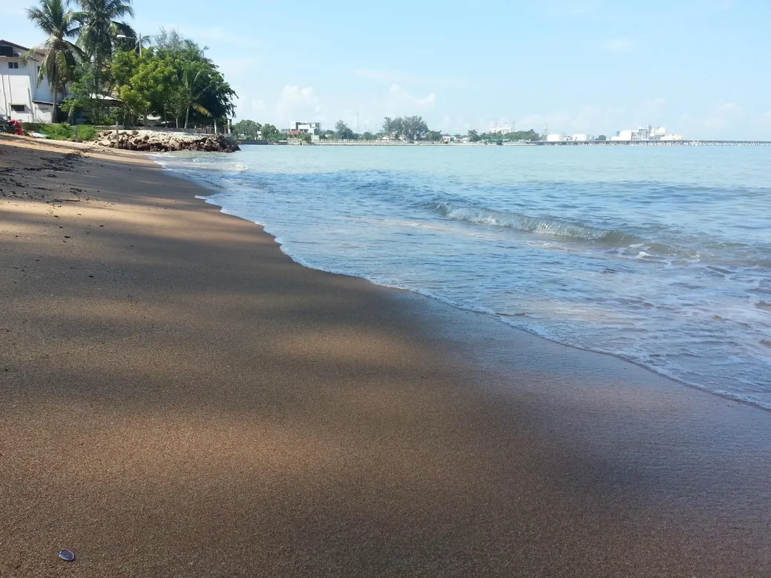 4_Tanjung Gemok Beach