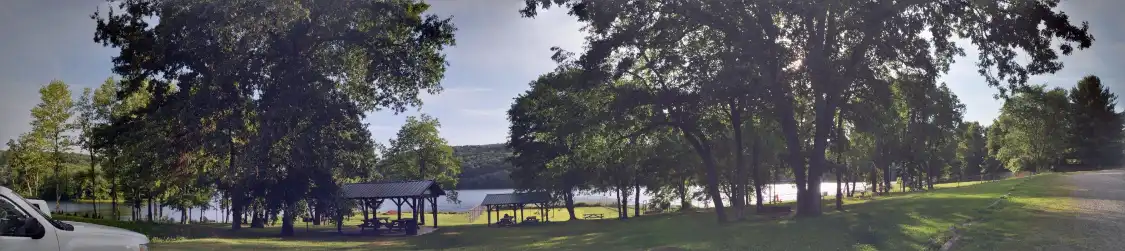Hotels near Two Mile Run County Park