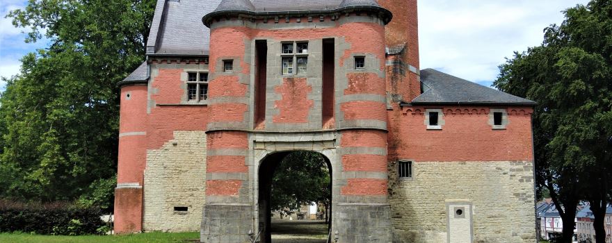 Trazegnies Castle