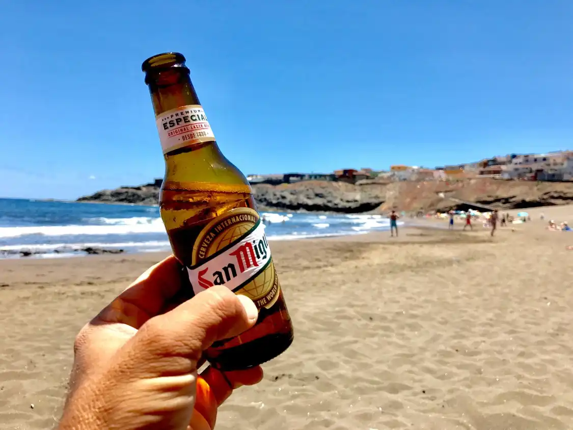 Hotels near Playa Del Hombre