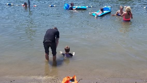 Healdsburg Veterans Memorial Beach