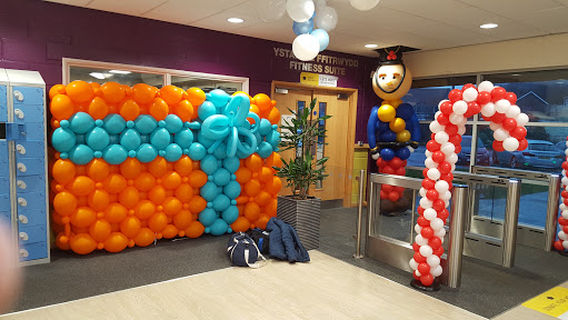 Canolfan Hamdden Tonyrefail Leisure Centre