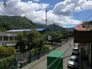 Placas Polideportivas Maria Auxiliadora.