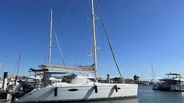 AGENCE PAMPLEMOUSSE - croisières privées et événements nautiques