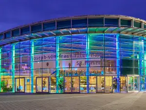 Joseph-von-Fraunhofer-Halle