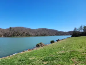 Melton Hill Dam Tailwater