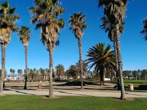 'olołkoy Beach Park