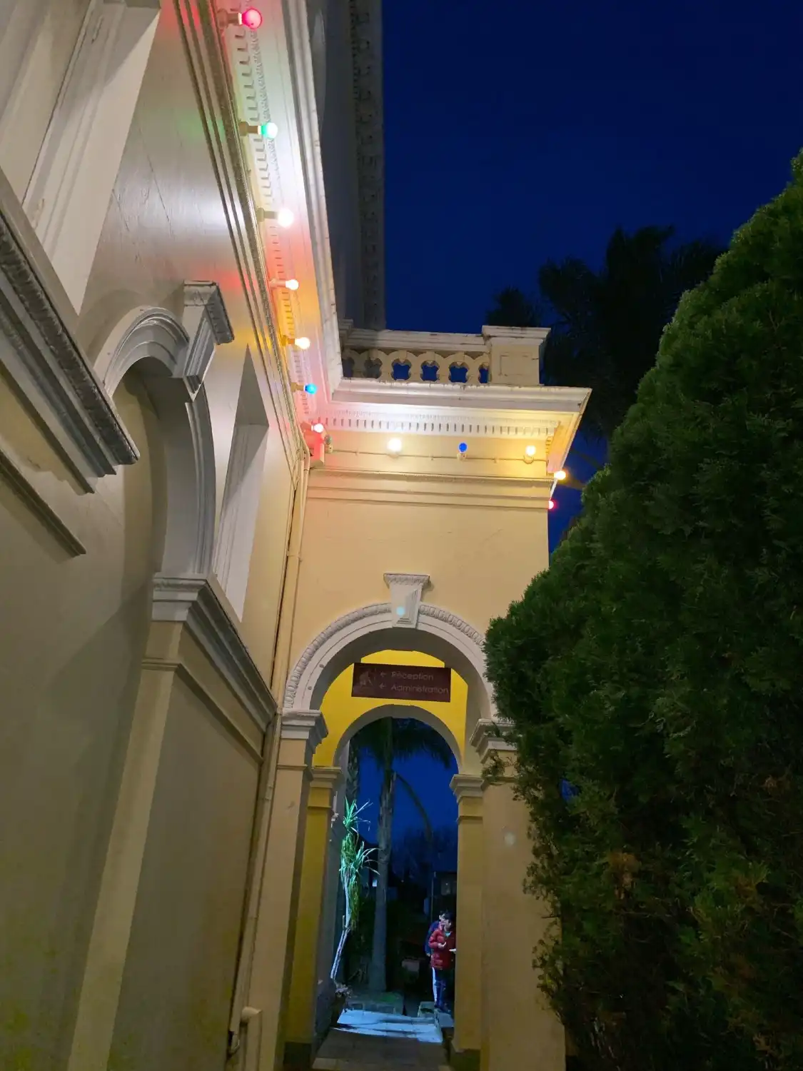 Hotels near Hare Krishna Melbourne (ISKCON) Temple