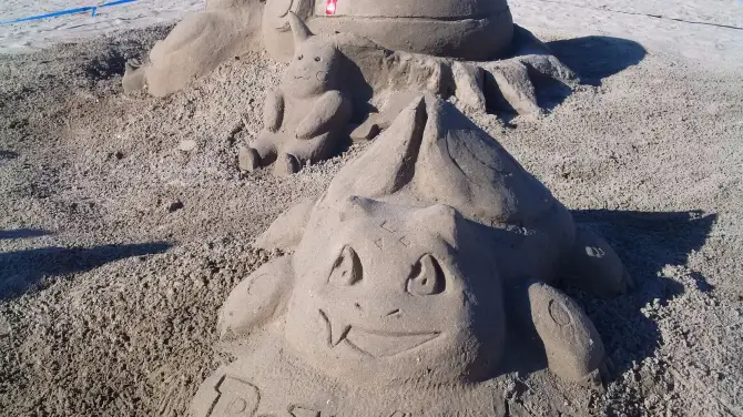 5_Cobourg Beach