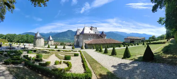 Hotels in Le Touvet