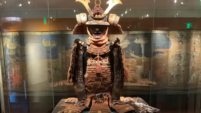 Hotels in der Nähe von Crow Collection of Asian Art