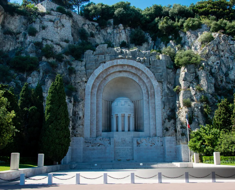 4_Monument aux Morts