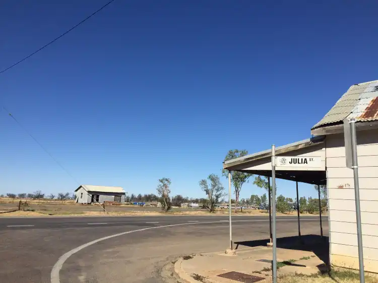 Hotel dekat Julia Creek Public Pool