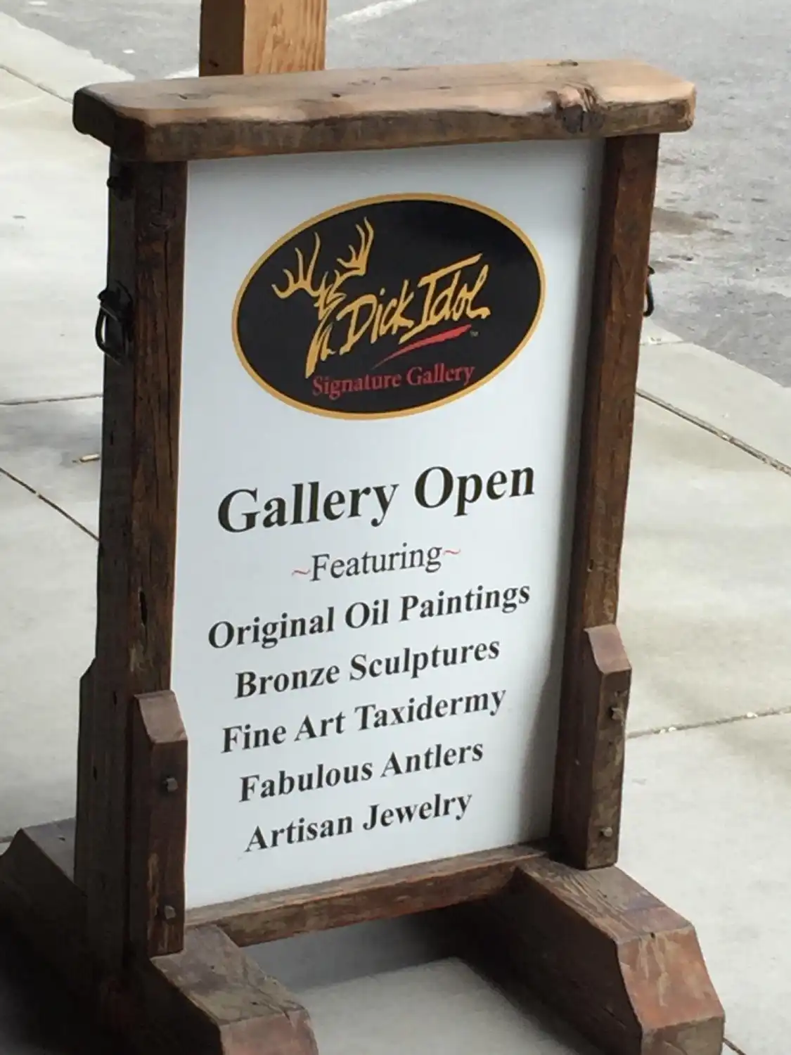 Hotels near Dick Idol Signature Gallery