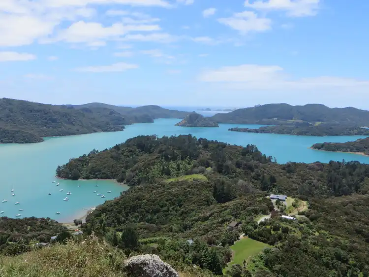 Hotel di Whangaroa