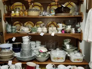 Freeway Emporium
