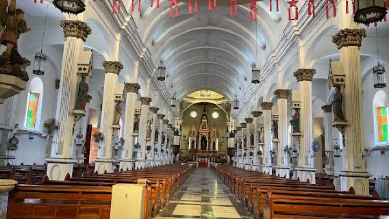 Santa Ana Parish of Molo | Molo Church