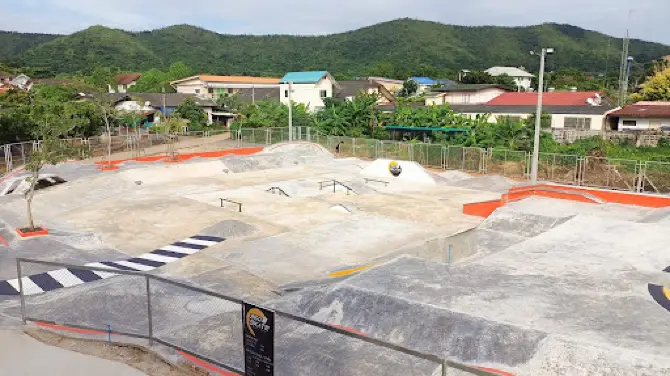360 skatepark & cafe