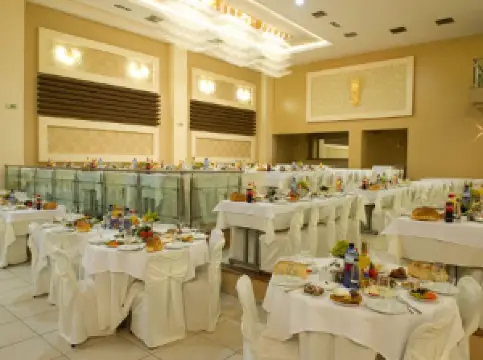 Banqueting hall - Cleopatra