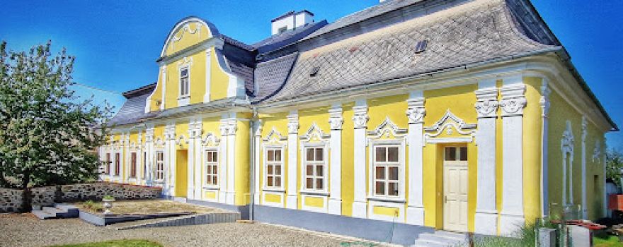Kaštieľ Dlhé nad Cirochou