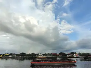 Jembatan Kaca Kabupaten Siak