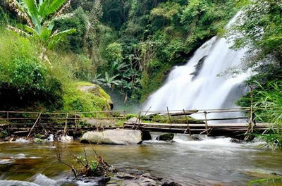 Huai Sai Lueang Waterfall