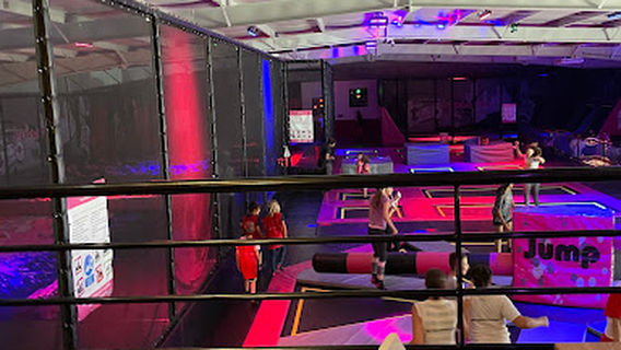 Trampoline park Air Jump Metz - Étoile loisirs