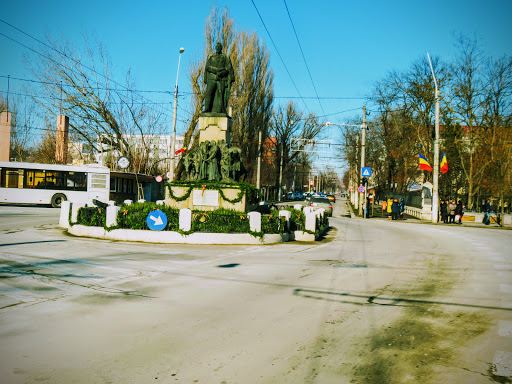 Statuia lui Alexandru Ioan Cuza