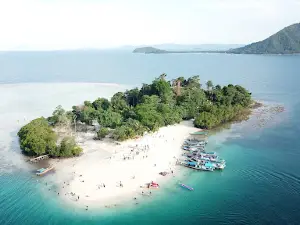 Pulau Kelagian Lunik