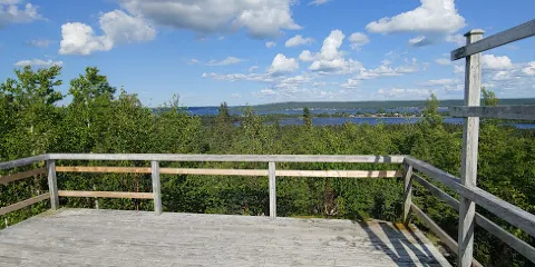 Woolfreys Pond Trail and Campground