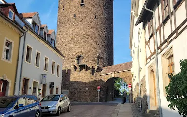 Donatsturm und Stadtmauer