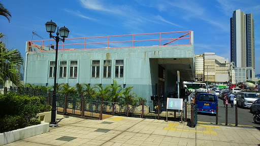 三家村避風塘海堤公園