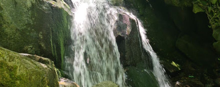 Водопад / Waterfall