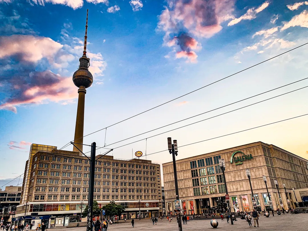 2_เขตอเล็กซานเดอร์พลาซ่า