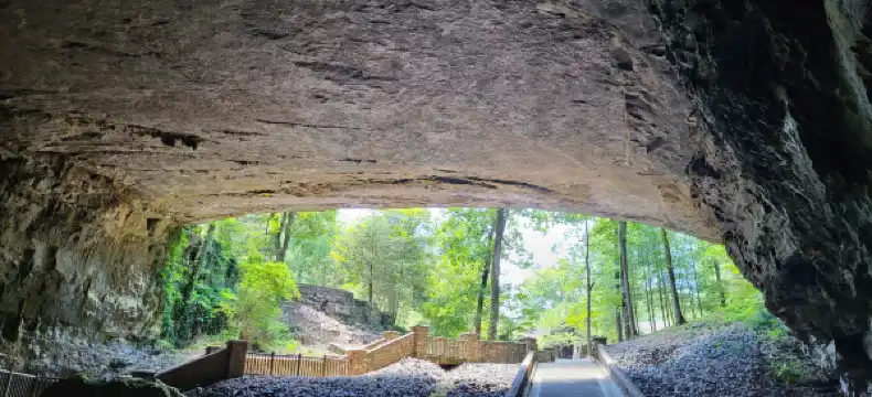 Hotels in Marshall County