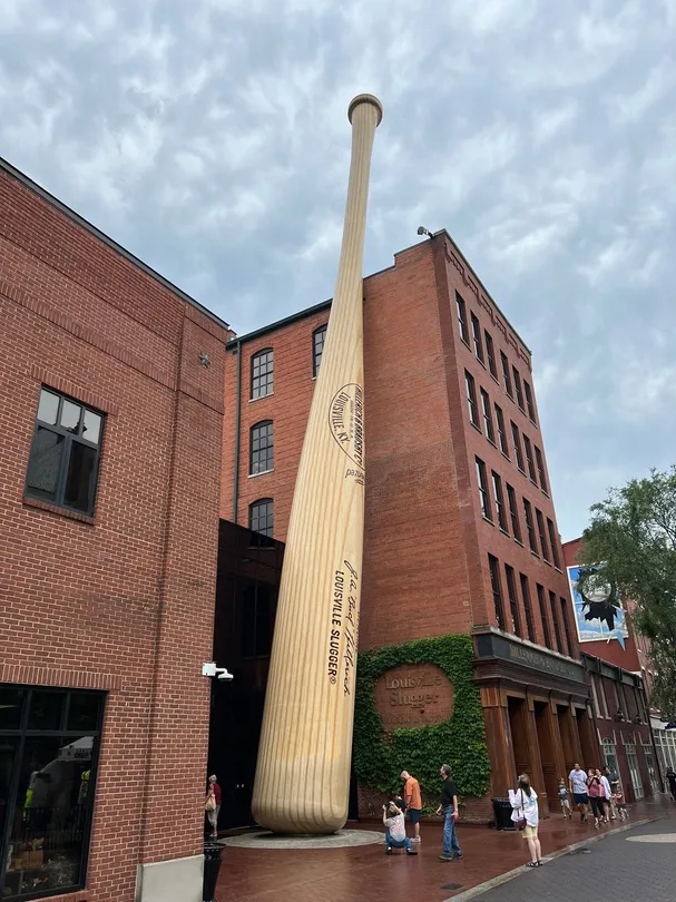 5_Louisville Slugger Museum & Factory
