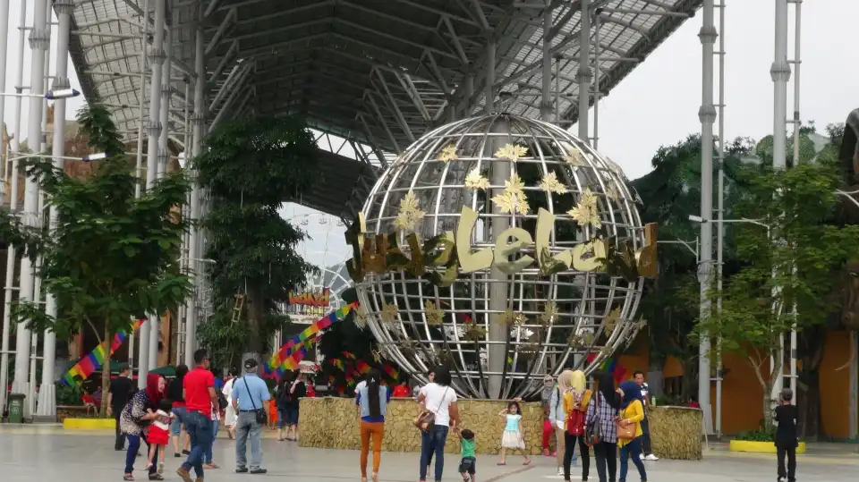 2_JungleLand Adventure Theme Park