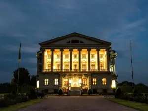 Rozumovskyi Palace