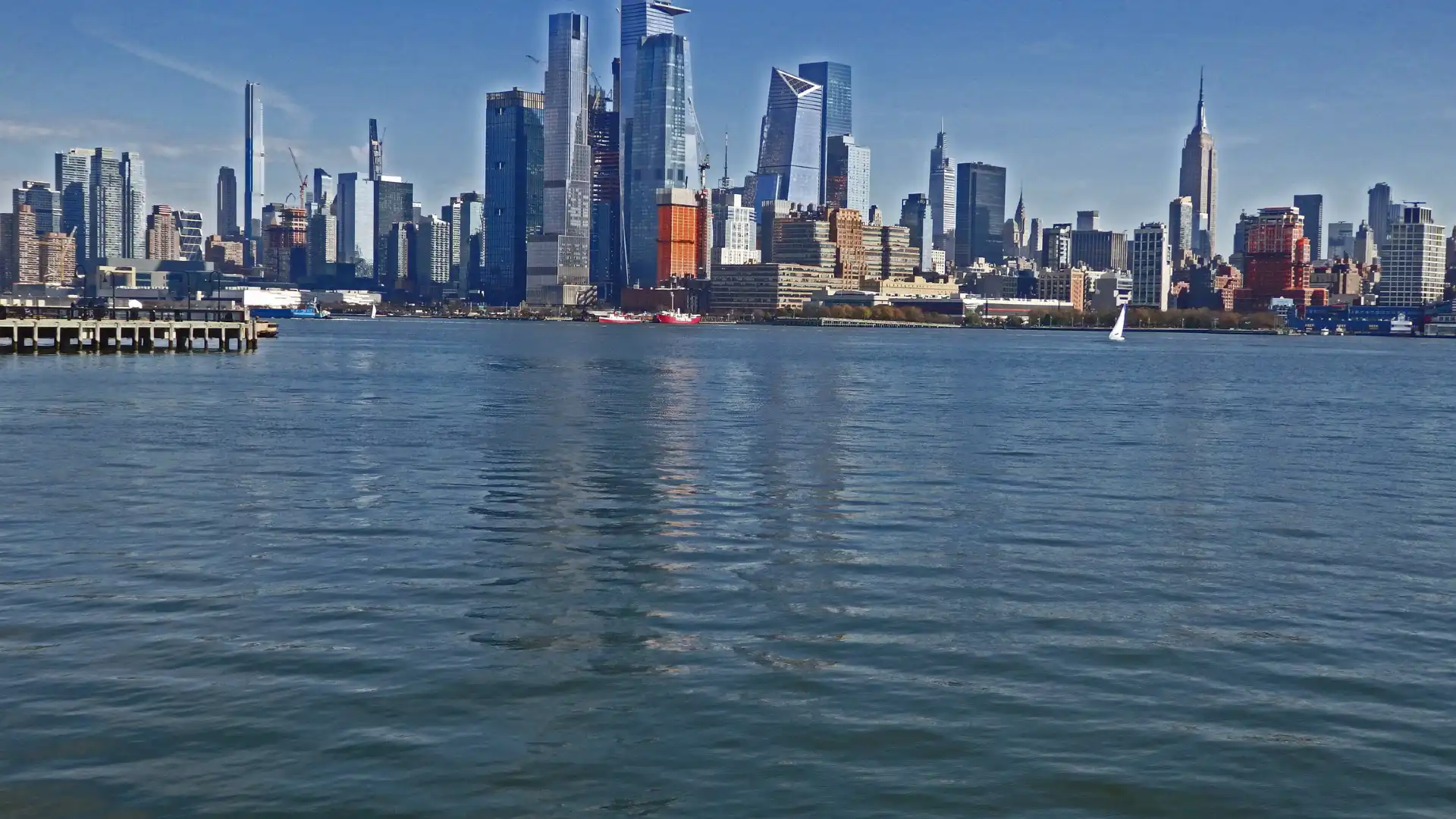 Hotels near Hudson River Waterfront Walkway